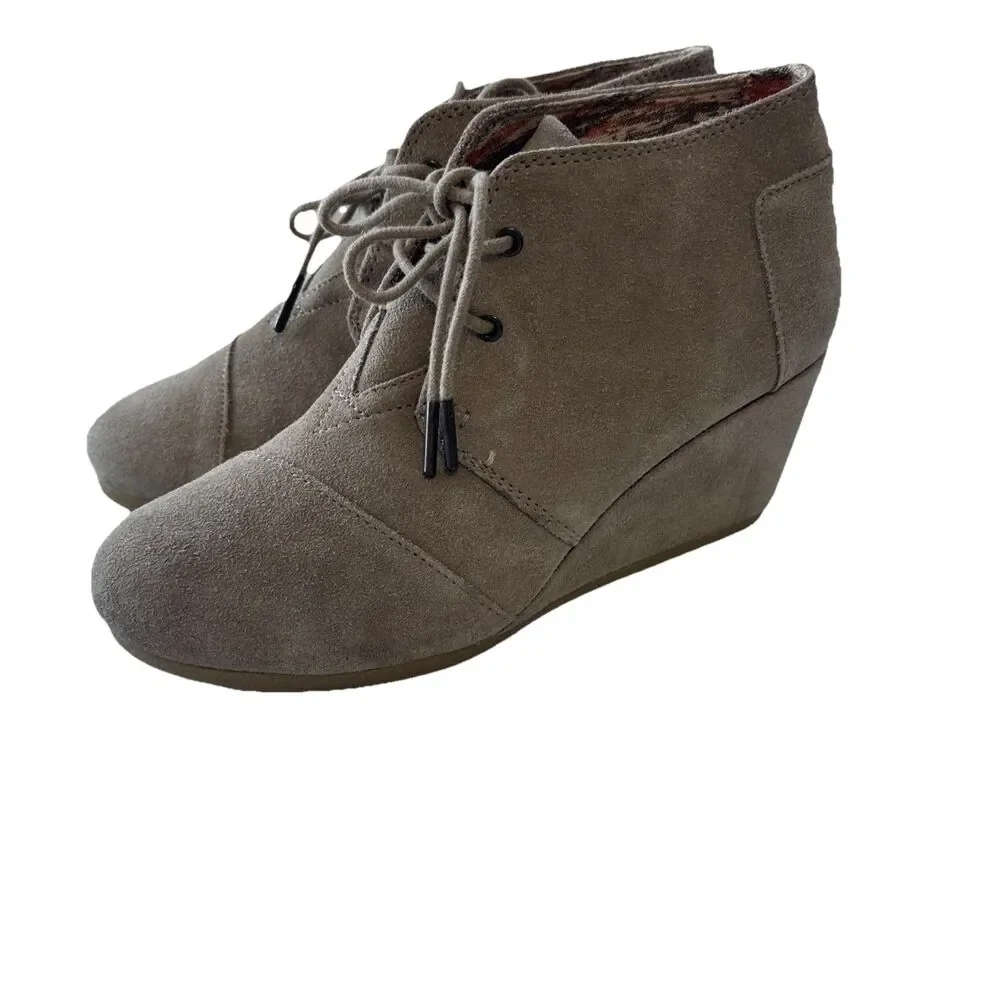 TOMS Womens Desert Wedge Taupe Suede Lace Up Ankle Booties Size 9